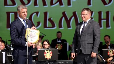 Лида передала эстафету Дня белорусской письменности Костюковичам