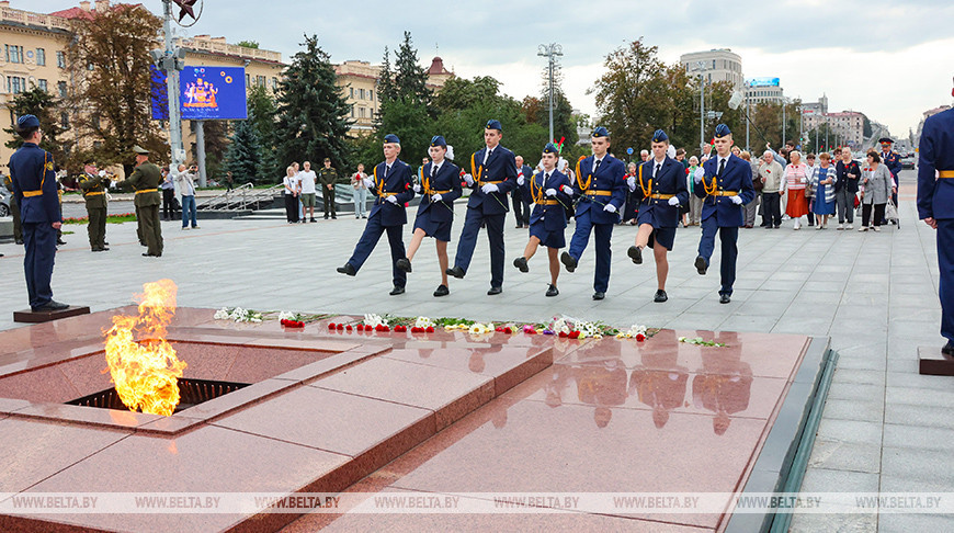 "Никто не забыт, ничто не забыто". Акция памяти и скорби прошла в Минске