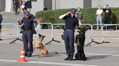 Восемь команд из всех регионов соревнуются за звание лучших в конкурсе Департамента охраны МВД
