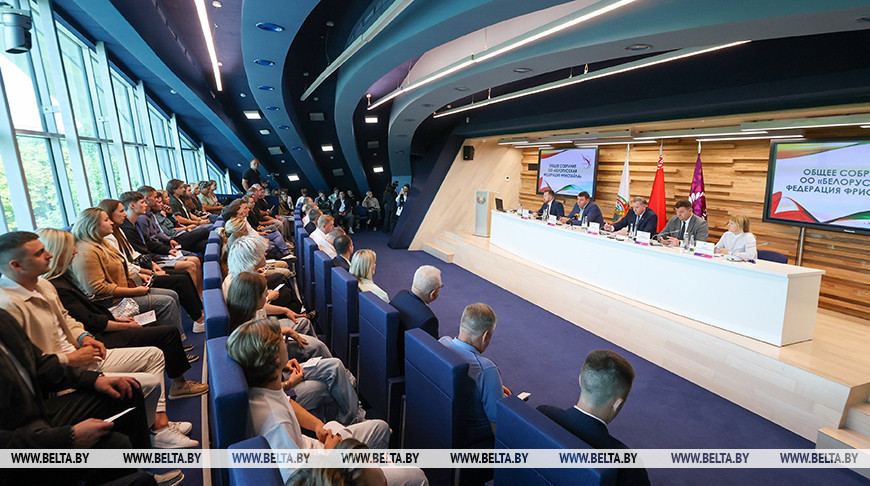 Пенигин продолжит возглавлять Белорусскую федерацию фристайла