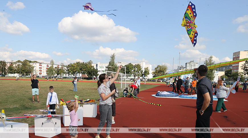 В Гомеле проходит фестиваль воздушных змеев 