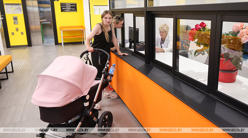 Поликлинику на более чем 1,3 тыс. посещений в день открыли в Минском районе 