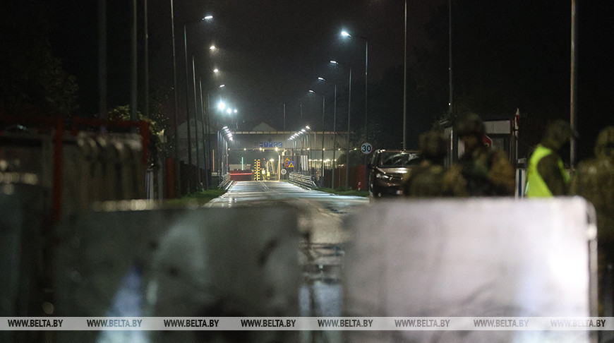 Польша закрыла границу с Беларусью