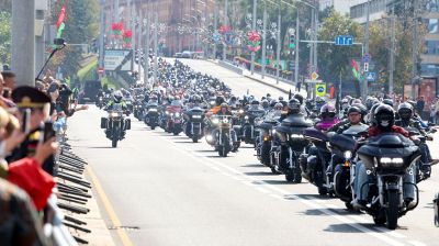 Мотопарад H.O.G. Rally Minsk стартовал от Кургана Славы в праздничный Минск 