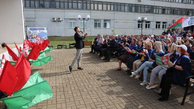 Праздник для всего коллектива. Цеховой концерт прошел на металлургическом заводе в Могилеве