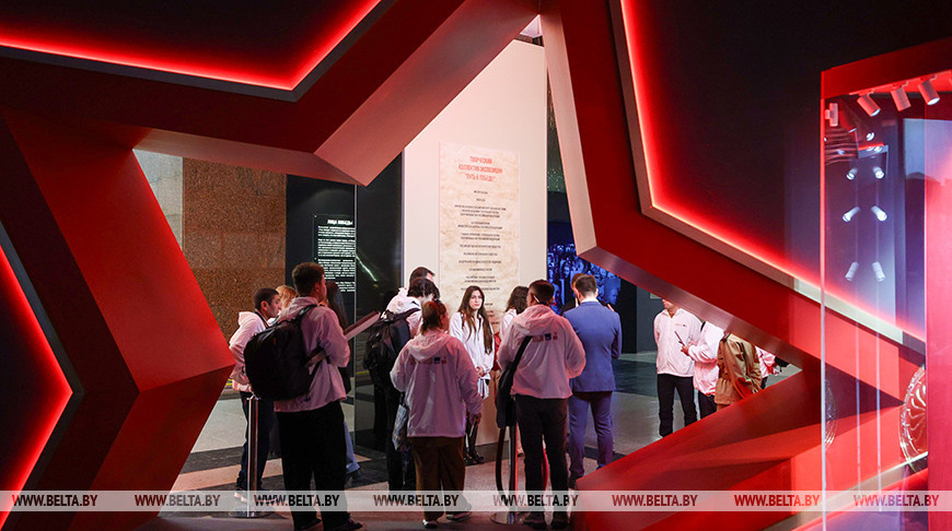 Музей Победы в Москве посетили участники международного медиатура "Дорогами Победы"