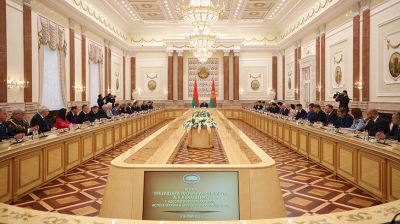 О смыслах Дня народного единства. Лукашенко проводит большую встречу с идеологическим активом и экспертами 