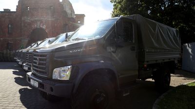 Автопарк Госпогранкомитета пополнили пять новых грузовых автомобилей