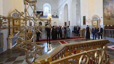 Лукашенко посетил монастырь в Жировичах