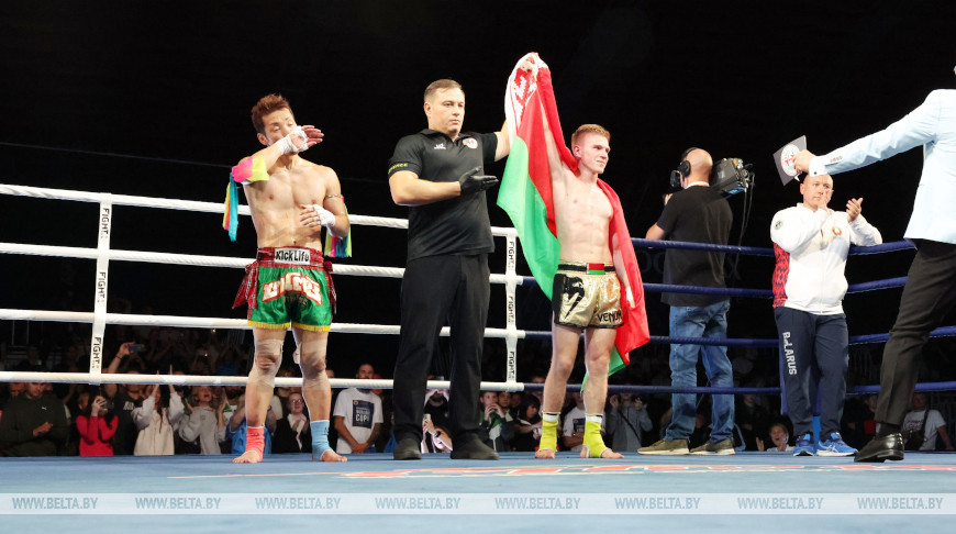 Белорус Нечитайло победил японца Катасиму в бою за звание чемпиона мира по кикбоксингу WKF