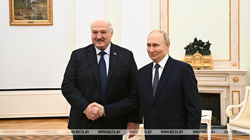 Лукашенко встретился с Путиным
