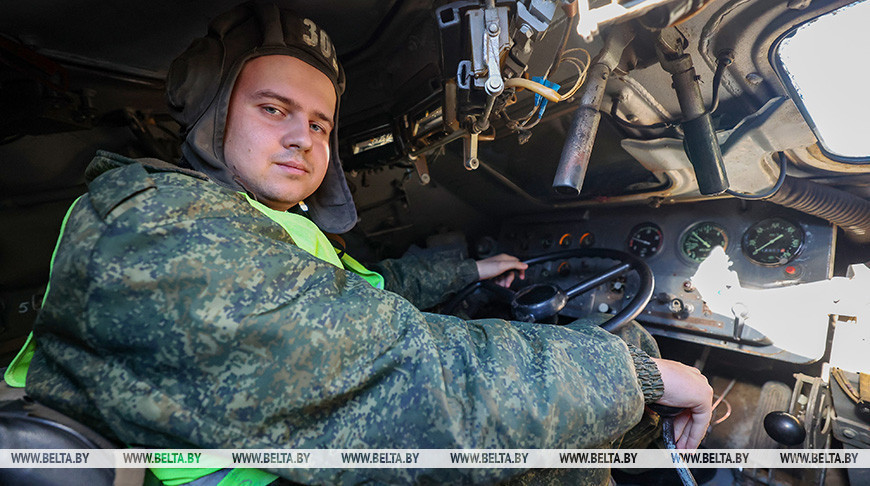 От гражданской жизни к военным навыкам. Как в Печах готовят специалистов для армии