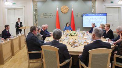 "Они в строю и делятся опытом с молодежью". Кочанова о белорусах старшего поколения 