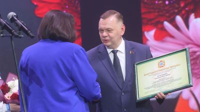 Лучших педагогов регионов чествовали в Могилеве и Гомеле