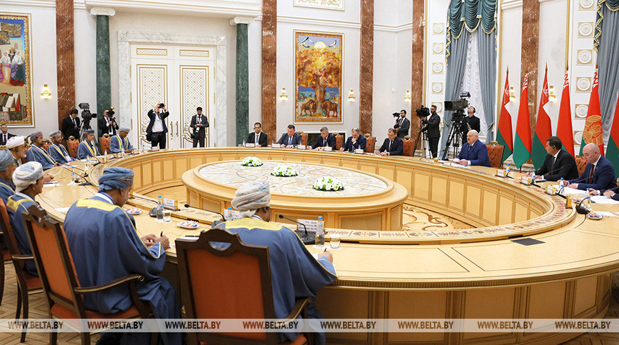 Лукашенко заявил о начале нового этапа в отношениях с Оманом