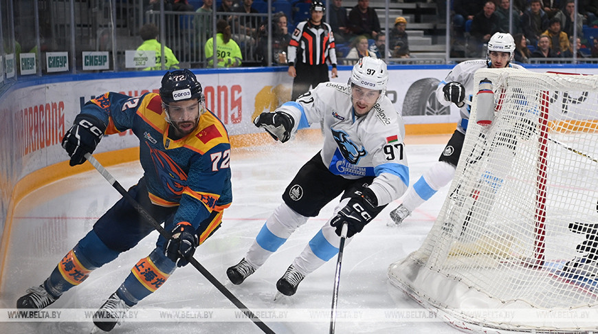 Хоккеисты минского "Динамо" на выезде уступили "Шанхайским Драконам