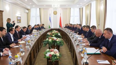 В правительстве состоялась встреча с первым заместителем министра экономики и финансов Узбекистана