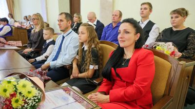 В Витебской области 32 женщины удостоены ордена Матери и премии имени Туснолобовой-Марченко