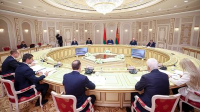 Лукашенко встретился с главой Республики Мордовия Российской Федерации