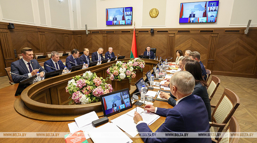 В правительстве прошло заседание республиканского оргкомитета по подготовке и проведению ВНС 