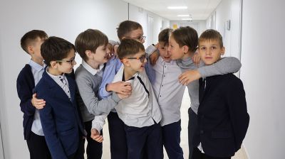 В школах Беларуси подходит к завершению первая учебная четверть