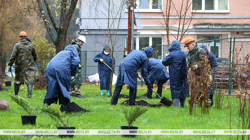 Республиканский субботник прошел на объекте строительства хирургического корпуса Минской облбольницы