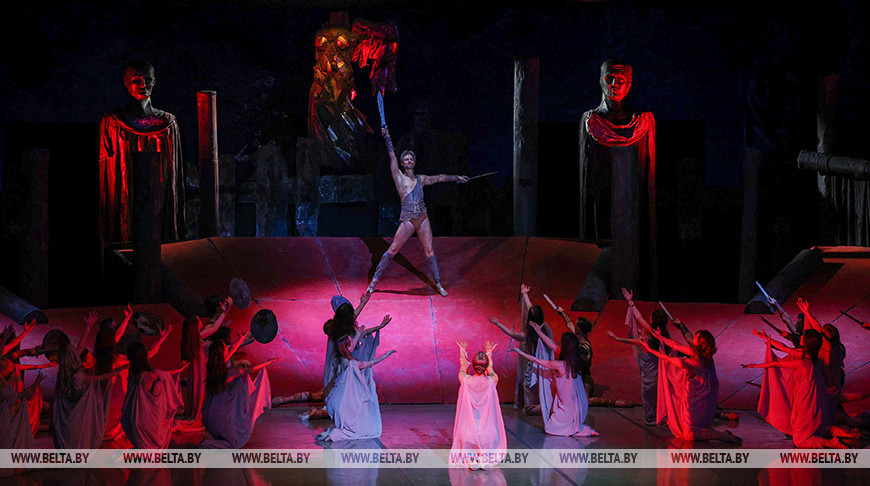 Балет "Спартак" к юбилею народного артиста Беларуси Антона Кравченко представили в Большом театре