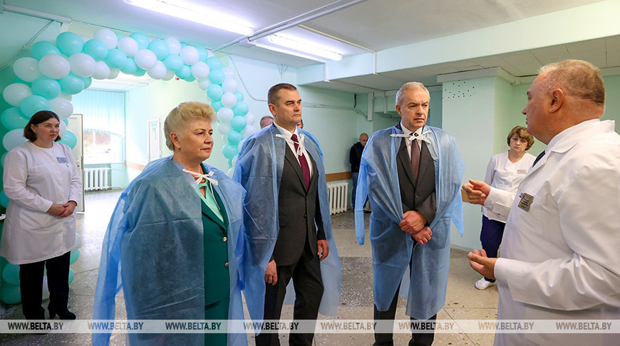 Сергеенко в Браславе пообщался с молодыми специалистами и ознакомился с новым отделением ЦРБ 