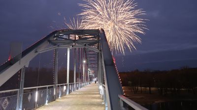 В Гомеле открыли обновленный пешеходный мост через Сож 