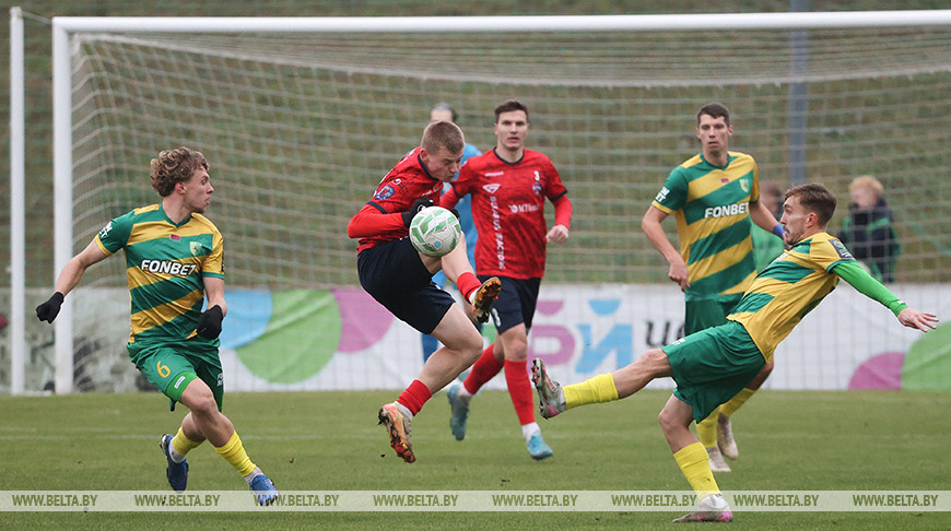 Футболисты "Немана" одержали крупную победу над "Минском" 