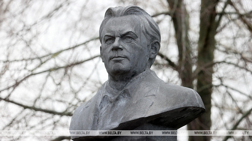 "Его пьесы стали глотком свежего воздуха". Об Андрее Макаенке вспоминали на малой родине