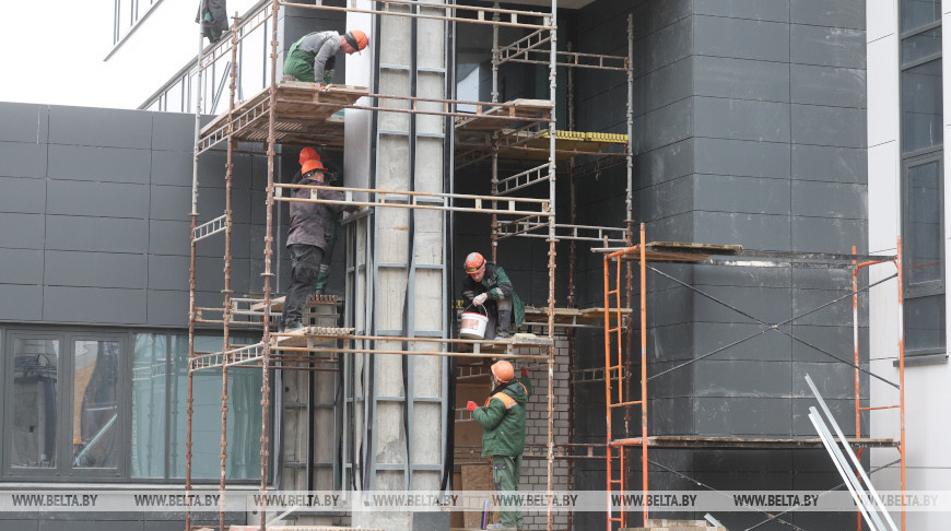 Высокие темпы без ущерба качеству. Как идет возведение новой больницы в Гродно