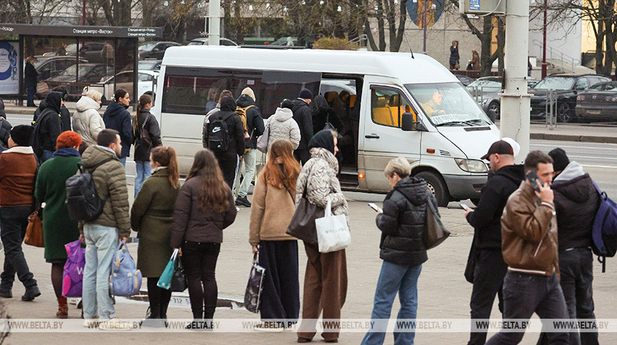 Очереди на маршрутки в сторону Логойска и Смолевичей