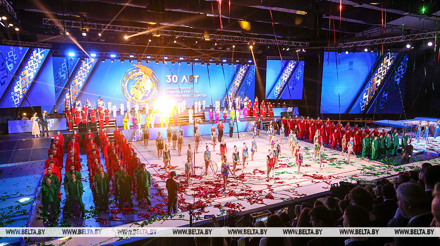 В столичном Дворце спорта проходит праздничное мероприятие к 100-летию спортивной отрасли