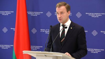 МИД: Беларусь приветствует решение Польши о возобновлении работы закрытых ранее двух пунктов пропуска