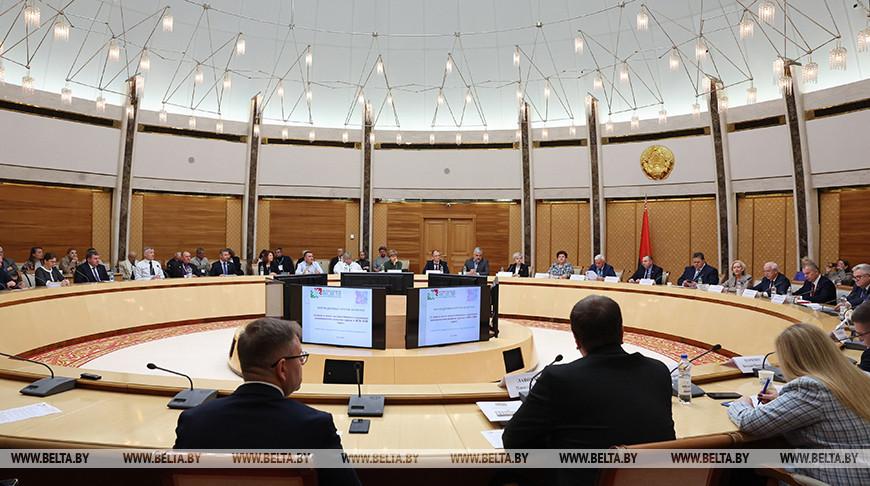 Какую роль бизнес будет играть в соцэкономразвитии до 2030 года? Обсудили на Форуме деловых кругов в Минске