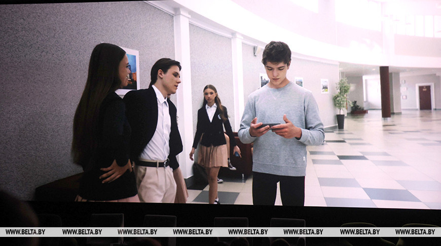 "Мы сделали все возможное, чтобы удивить". Режиссер "Переломного момента" о дошлифовке фильма