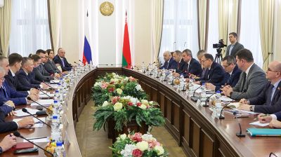 Пассажирская и сельхозтехника, лифты. Что Беларусь предлагает Ярославской области