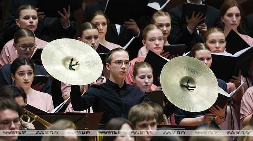 Белорусско-российский молодежный оркестр под управлением Юрия Башмета с успехом выступил в Минске