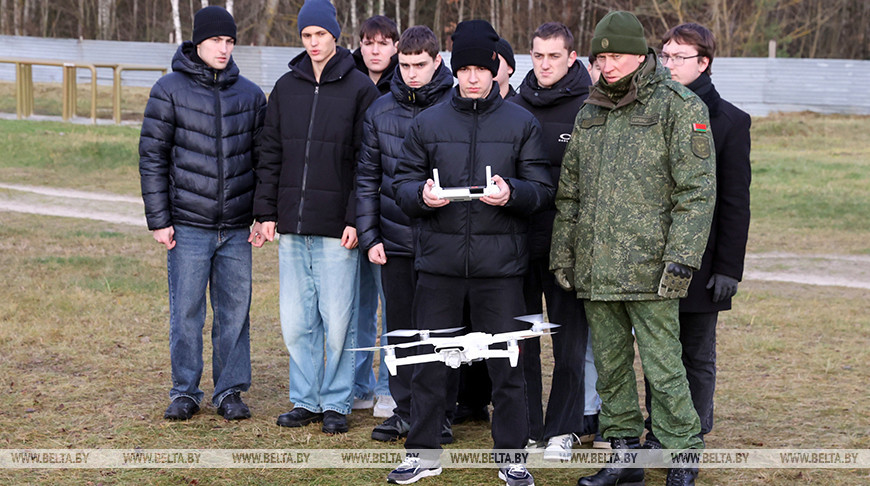 Полет нормальный. Первый набор операторов беспилотников завершает курс подготовки в БелГУТе