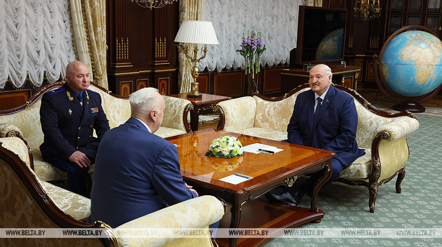 Лукашенко встретился с председателем Следственного комитета России 