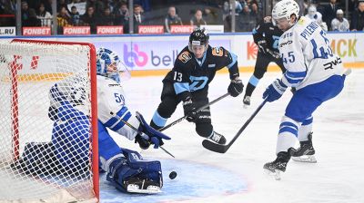 Минские динамовцы победили в тысячном матче Квартальнова и вышли в лидеры Запада