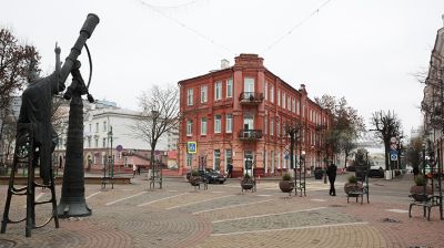 За стрелкой циферблата. Уличные часы - символ города