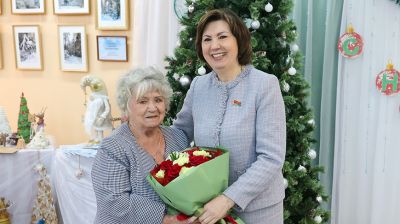 Общение родственных душ. Кочанова встретилась с ветеранами труда в Новополоцке