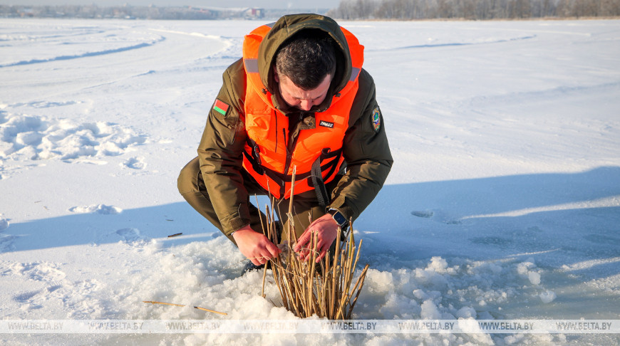 Сделаем лунки - спасем рыбу от замора. На водохранилище "Дрозды" провели замеры уровня кислорода в воде