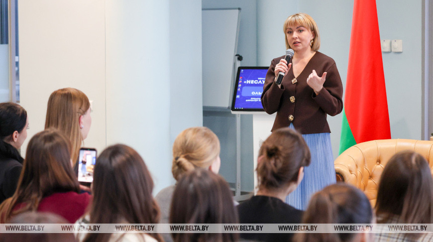 "Неслучайные встречи". Председатель БСЖ встретилась со студентами