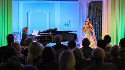 "Опера - это не скучно". Как Большой театр превращает классику в современный тренд