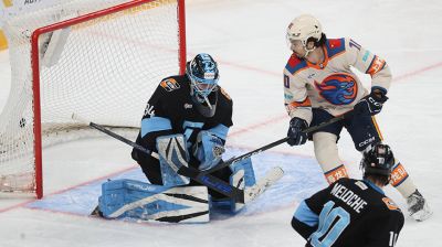 Минские динамовцы забросили шесть шайб в ворота "Шанхайских драконов"