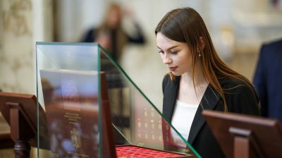 Молодые специалисты посетили Дворец Независимости