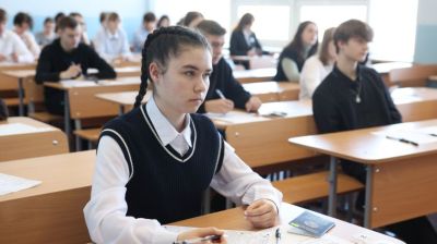 Около 58,5 тыс. белорусских одиннадцатиклассников сегодня принимают участие в репетиции ЦЭ